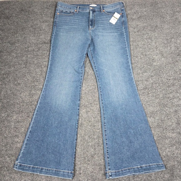 Sofia Jeans by Sofia Vergara Denim - Sofia Jeans by Sofia Vergara Melisa Flare High Rise Medium Wash Denim Size 16